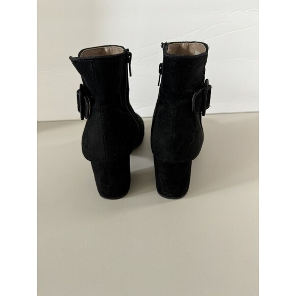 White Mountain Black Ankle Boots Booties Leather & Suede Side Zip Womens Sz 8M - Picture 3 of 11